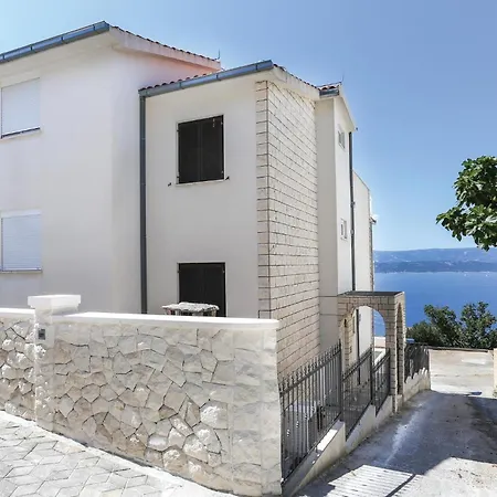 2 Bedroom Stunning In Stanici Apartment
